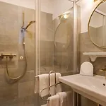 Putzenhof Apartman *