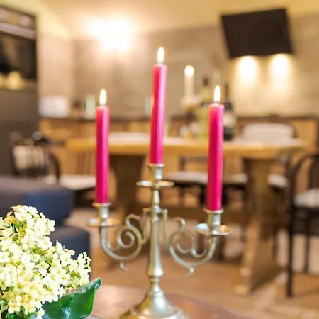 Putzenhof Apartman *