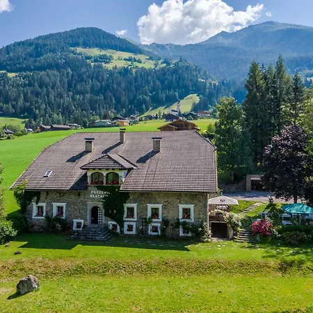 Putzenhof Apartament