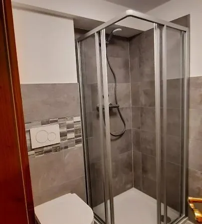 Putzenhof * Großkirchheim