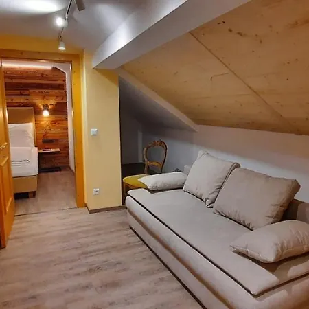 Putzenhof Apartman Großkirchheim