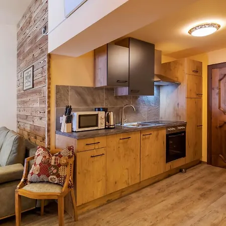 Putzenhof Apartman *