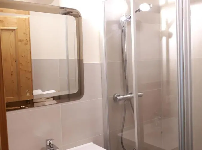 Putzenhof Apartamento Großkirchheim