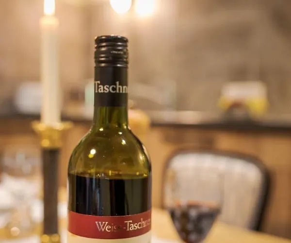 Putzenhof アパート Großkirchheim